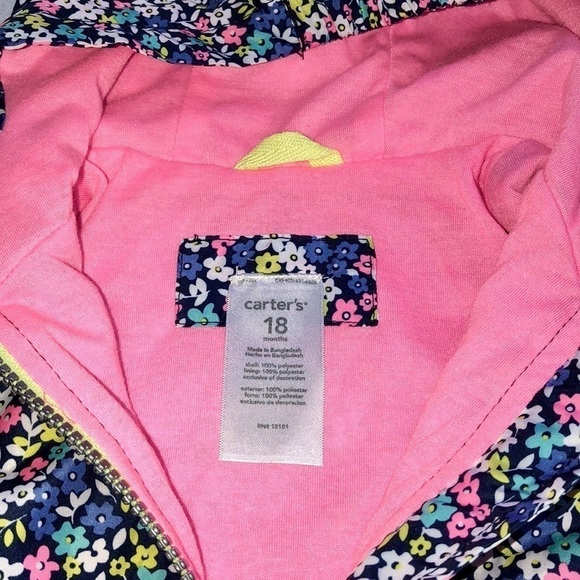 ☔️Carters Hooded Rain Jacket Adorable Floral Print Size 18 Mos - Picture 6 of 6